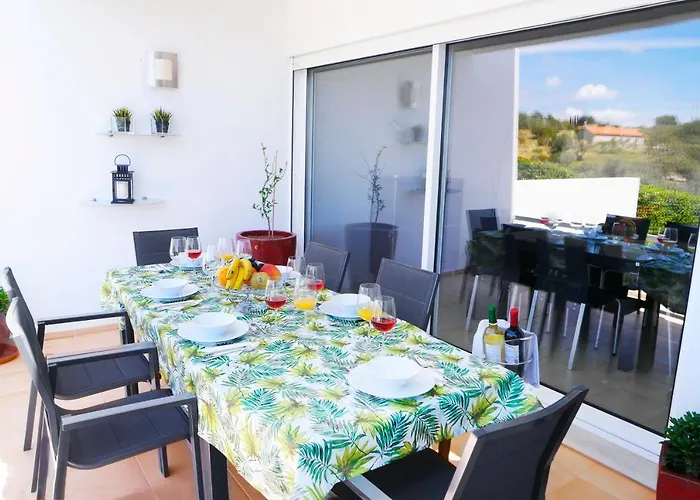 Будинок відпочинку Terras Novas Village Албуфейра